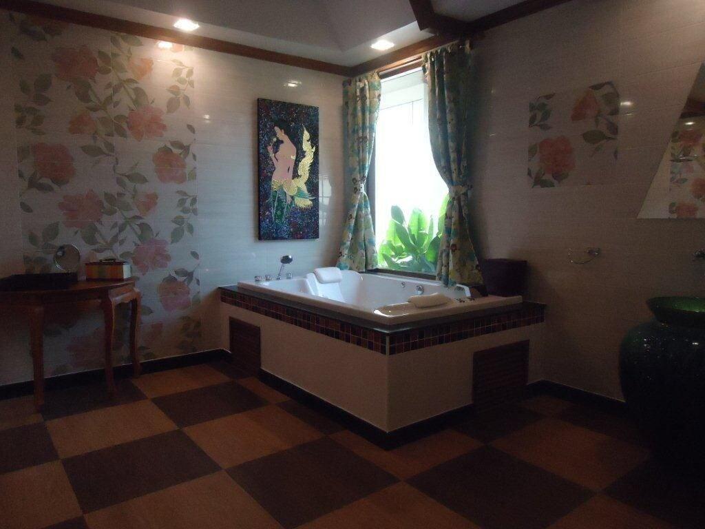Villa Angelica Bed And Breakfast In Пхукет Экстерьер фото